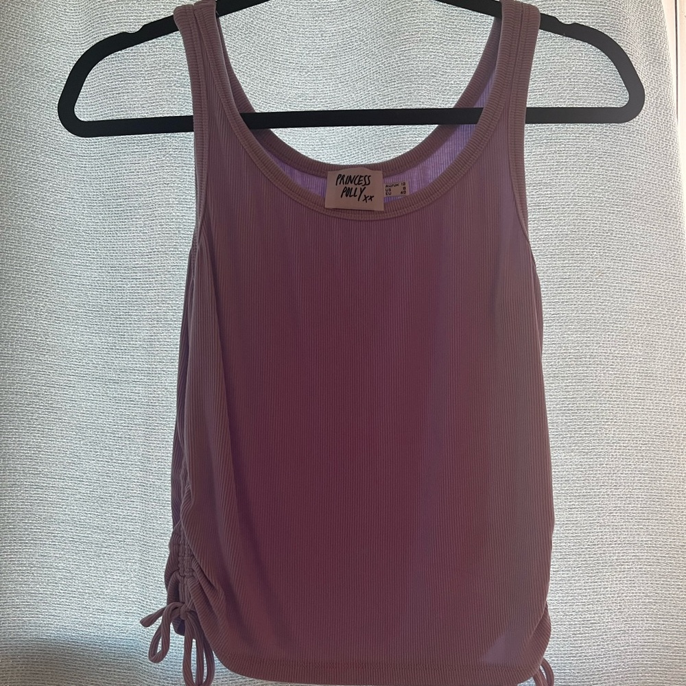 Princess Polly lavender tank! Ties on sides💜